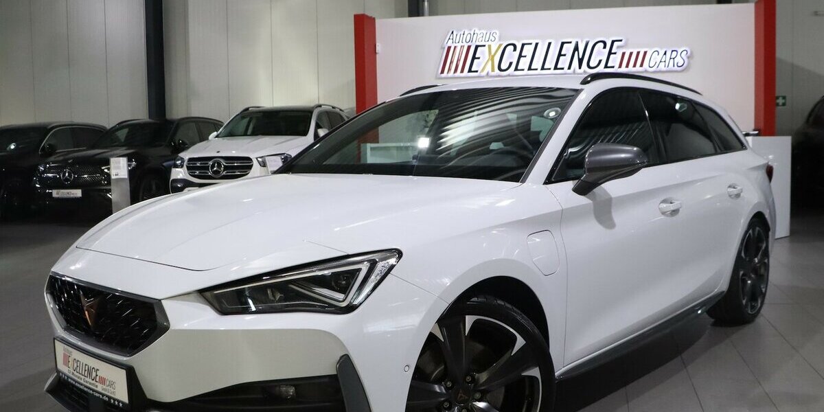 Cupra Leon ST 1.4 TSI DSG VZ e-Hybrid / MATRIX-LED / 6.000 km 31.991 &euro; Hamm 59077