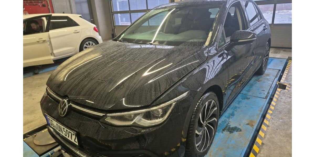 VW Golf 71.361 km 21.988 &euro; Bergkamen 59192