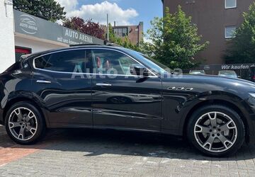 Maserati Levante 199.000 km 29.990 &euro; Hamm 59065