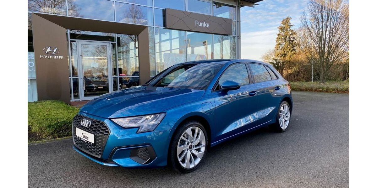 Audi A3 31.258 km 23.950 &euro; Ahlen 59229