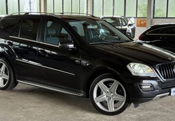 Mercedes-Benz ML 300 272.000 km 12.499 &euro; Oelde 59302