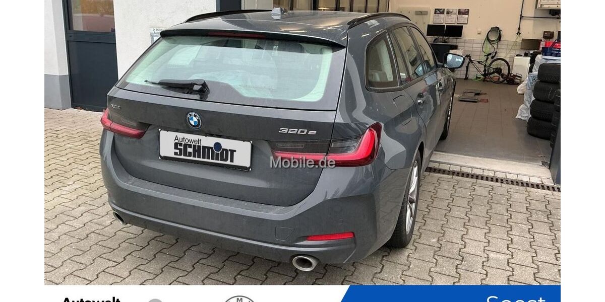 BMW 320 75.005 km 26.489 &euro; Soest 59494