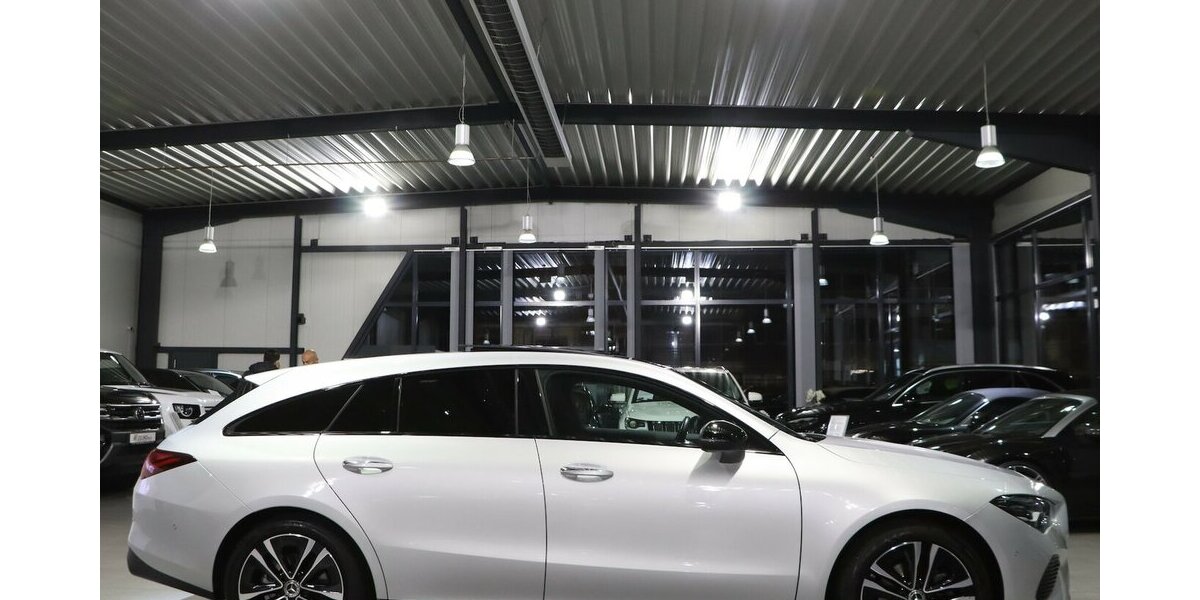 Mercedes-Benz CLA 180 Shooting Brake d PROGRESSIVE / PANORAMA 48.000 km 27.111 &euro; Hamm 59077