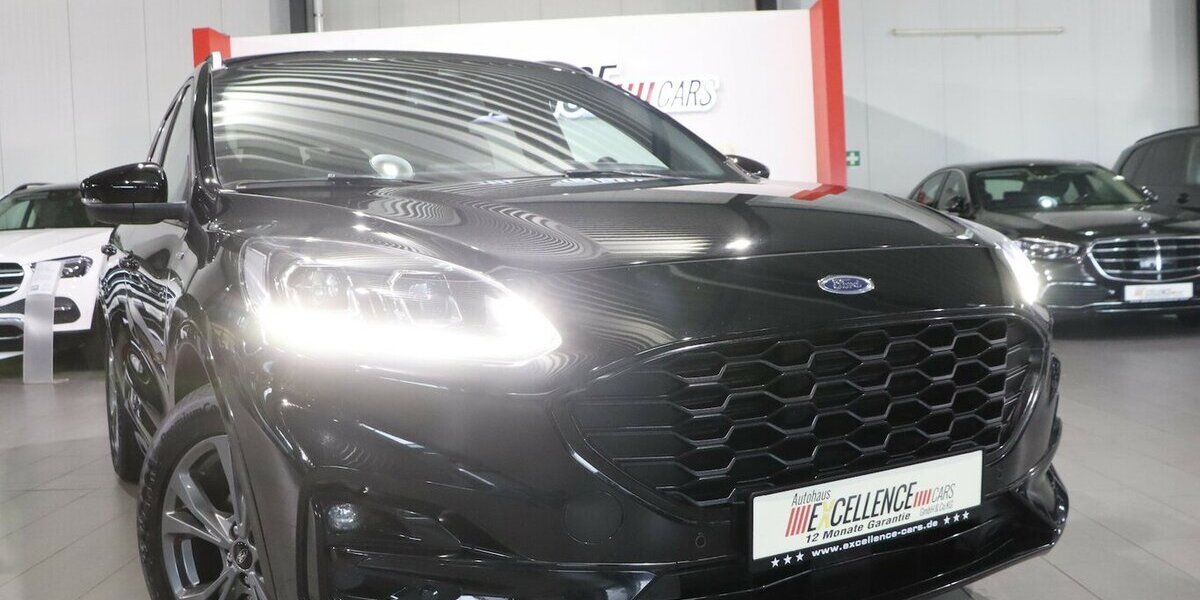 Ford Kuga 2.0 ECOBLUE STYLE ST-LINE SPORT BLACK / LED 125.000 km 16.991 &euro; Hamm 59077