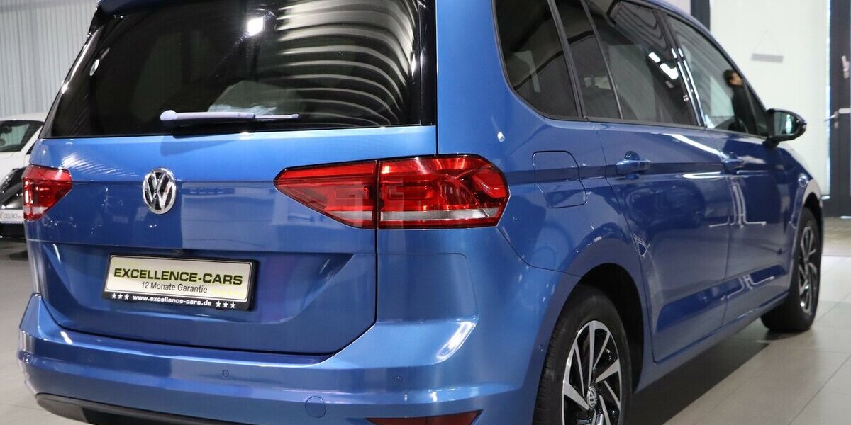 VW Touran 1.6 TDI DSG JOIN FAMILY LED,ACC+LANE+SIDE 83.000 km 18.777 &euro; Hamm 59077