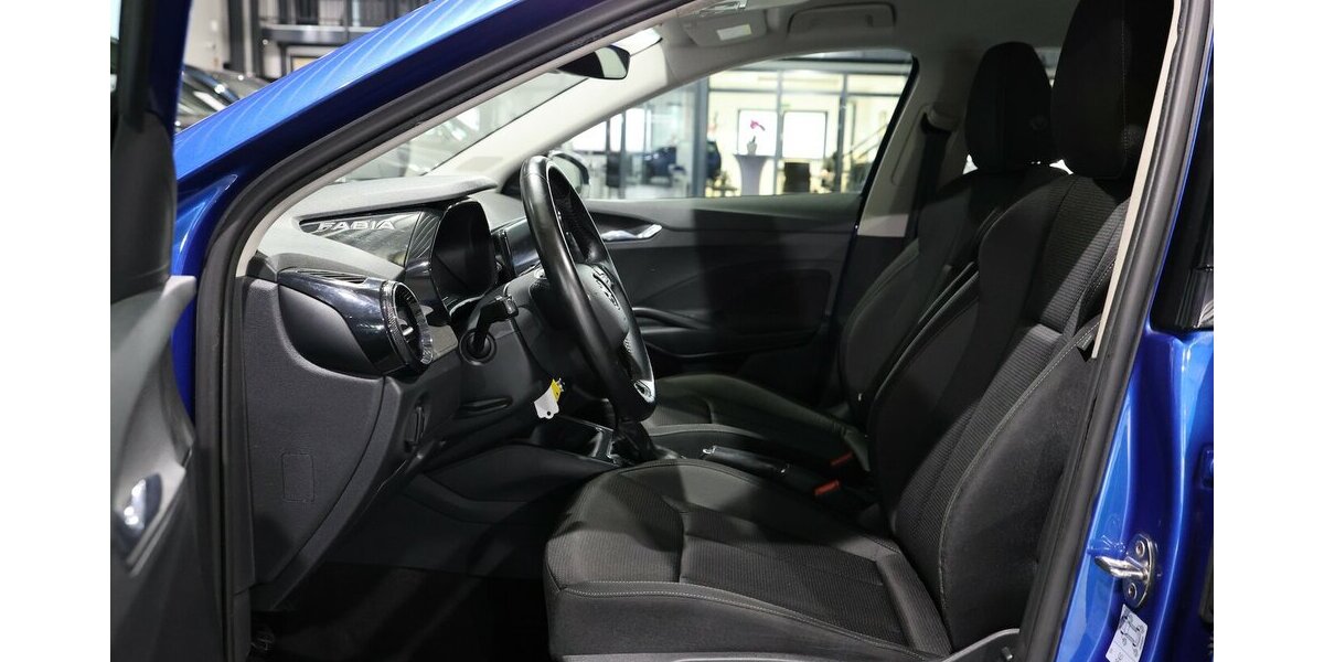 Skoda Fabia 1.0 TOUR RACE BLUE / LED / GROßES-DISPLAY 55.000 km 12.991 &euro; Hamm 59077