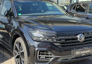 VW Touareg 63.356 km 51.990 &euro; Soest 59494