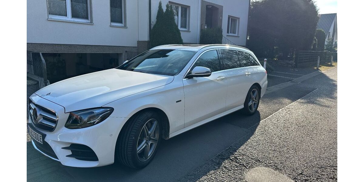 Mercedes-Benz E 300 68.500 km 27.777 &euro; Bergkamen 59192