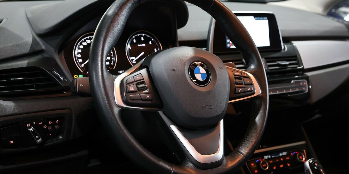 BMW 218 Gran Tourer d xDrive Advantage BUSINESS LED 155.000 km 17.991 &euro; Hamm 59077