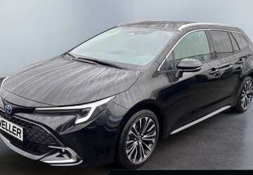 Toyota Corolla 5.600 km 32.880 &euro; Hamm 59067