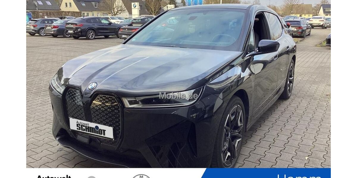 BMW iX 29.995 km 59.770 &euro; Hamm 59071