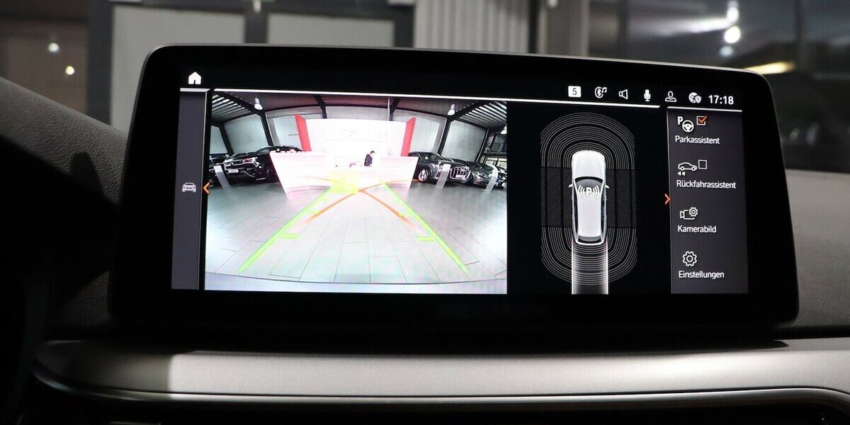 BMW 520d Touring xDrive BUSINESS / GREY & BROWN / 73.000 km 31.555 &euro; Hamm 59077