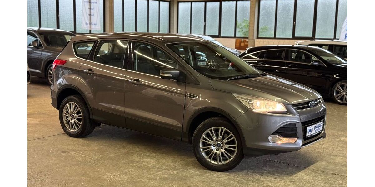 Ford Kuga 58.500 km 13.899 &euro; Oelde 59302