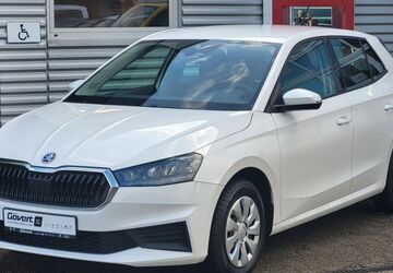 Skoda Fabia 40.264 km 12.590 &euro; Lünen 44534