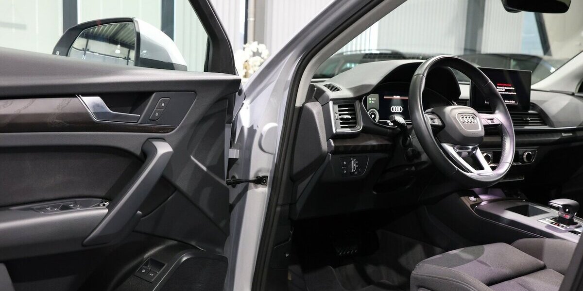 Audi Q5 SPORTBACK 50 TFSI E Q S-LINE BLACK / PANORAMA 144.000 km 30.995 &euro; Hamm 59077