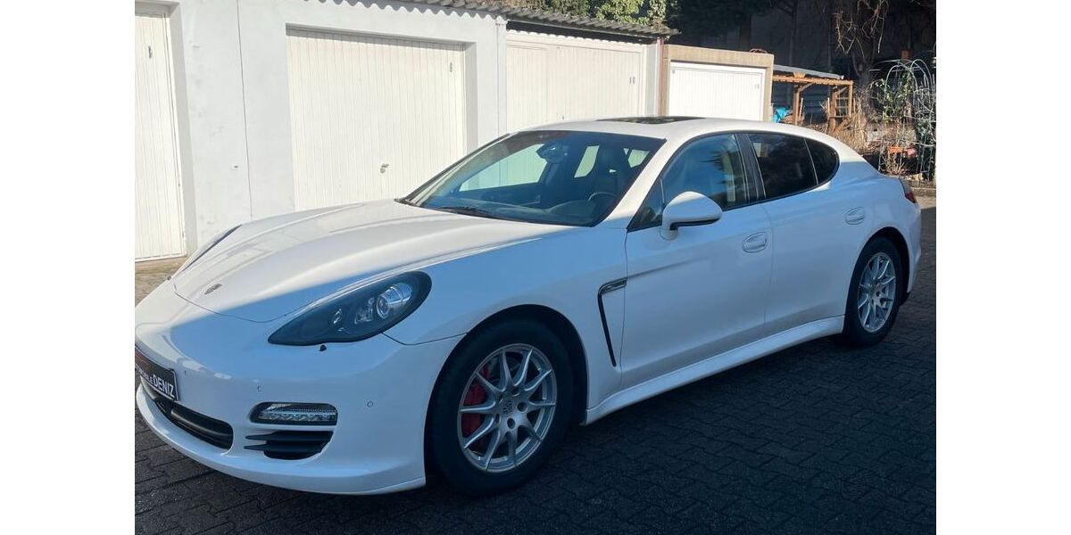 Porsche Panamera 127.328 km 26.550 &euro; Lünen 44532