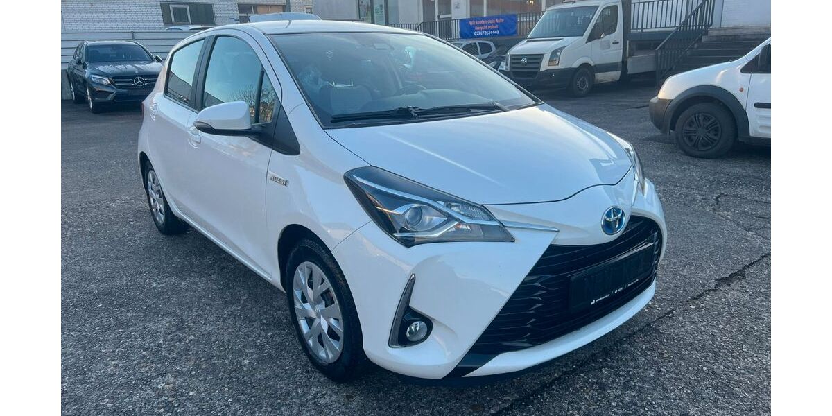 Toyota Yaris 119.248 km 12.300 &euro; Hamm 59067