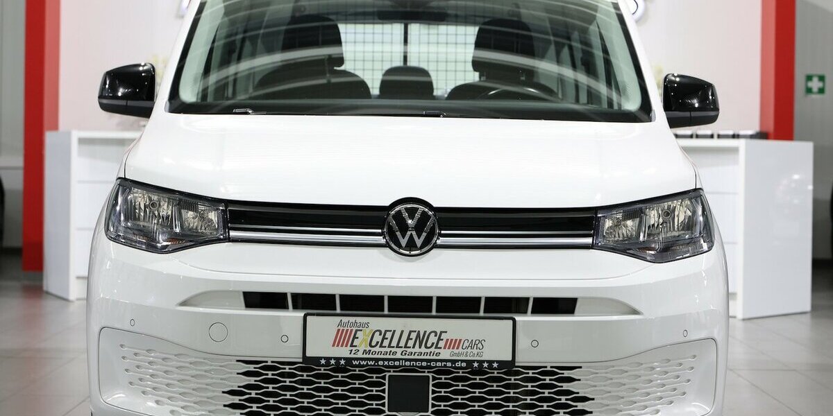 VW Caddy Maxi KOMBI 2.0 TDI 4M LIFE IQ ALLRAD OPTIK 95.000 km 28.777 &euro; Hamm 59077