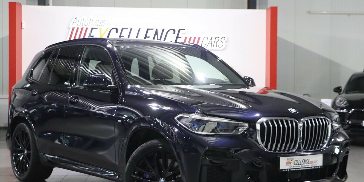 BMW X5 xDrive 40d INDIVIDUAL M-SPORTPAKET SKY-LOUNGE 116.847 km 52.777 &euro; Hamm 59077