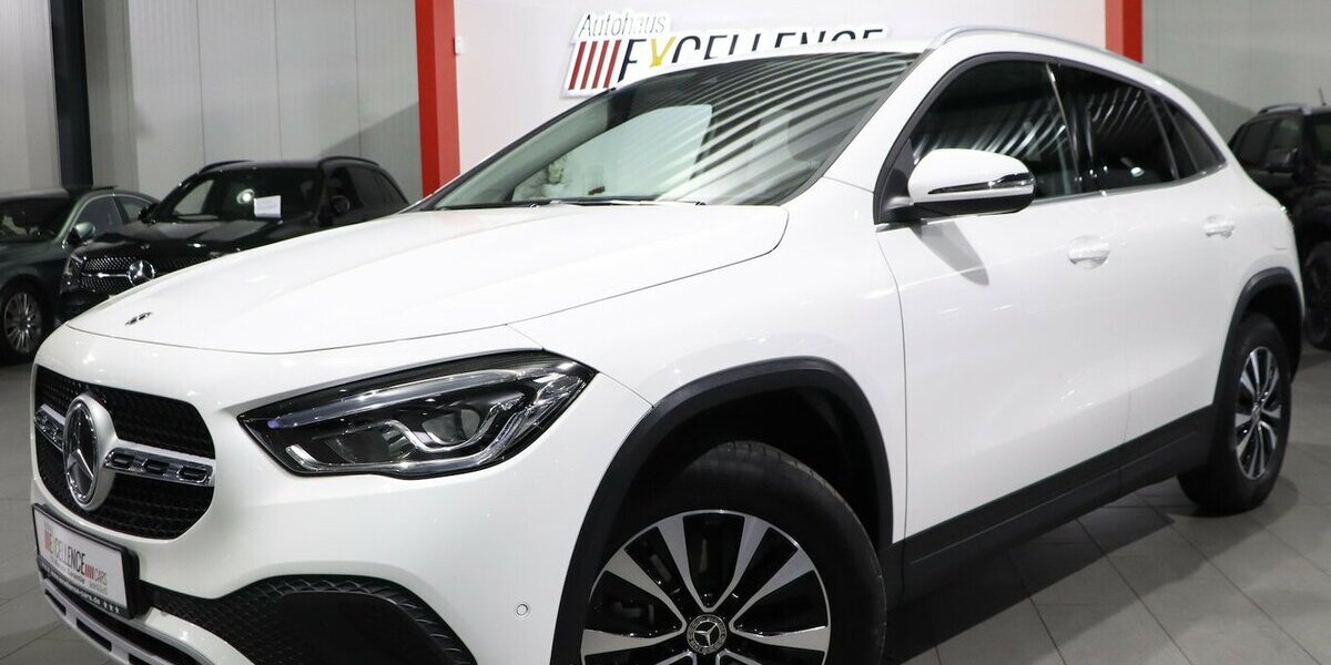 Mercedes-Benz GLA 250 e STYLE / WIDESCREEN, MATRIX-LED, LEDER 10.000 km 32.221 &euro; Hamm 59077