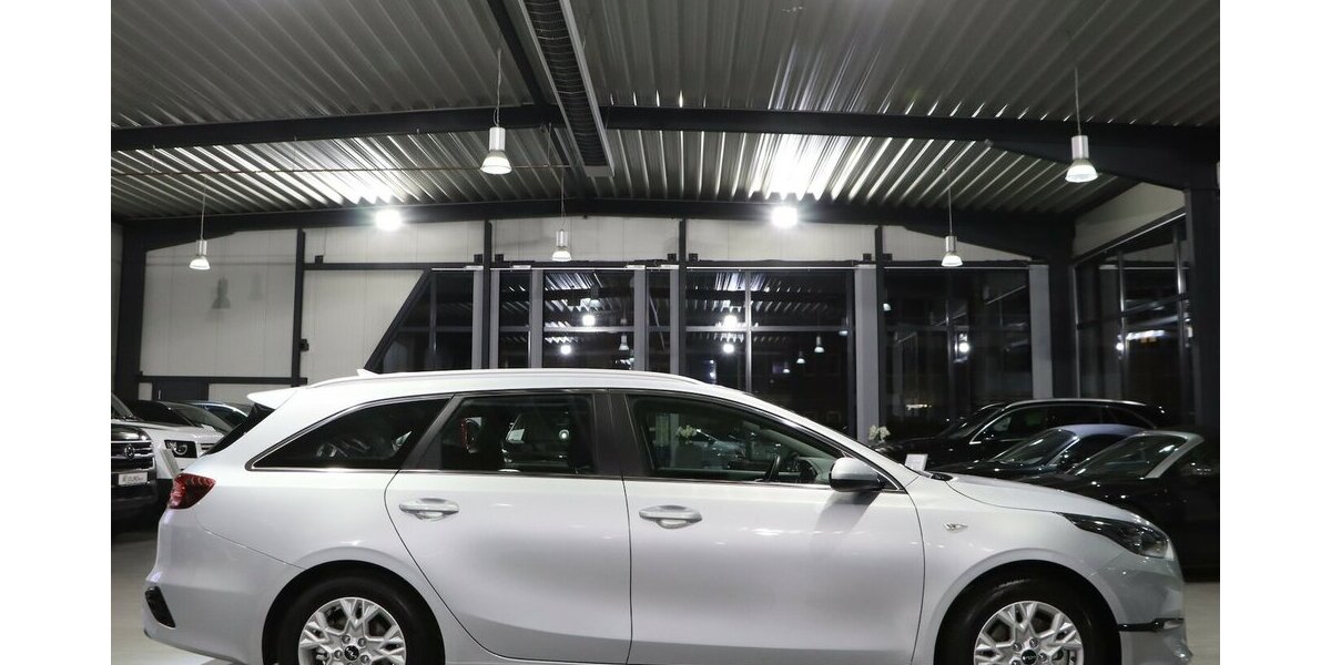 Kia cee´d Sportswagon 1.6 D VISION / 6.000-KM / TOP 6.000 km 22.888 &euro; Hamm 59077