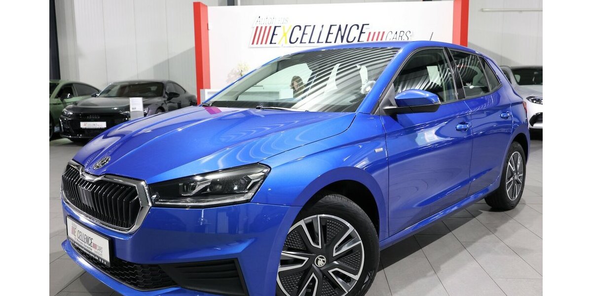 Skoda Fabia 1.0 TOUR RACE BLUE / LED / GROßES-DISPLAY 55.000 km 12.991 &euro; Hamm 59077