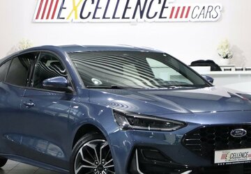 Ford Focus EB HYBRID ST-LINE SPORT VIGNALE MATRIX-LED 34.000 km 22.991 &euro; Hamm 59077