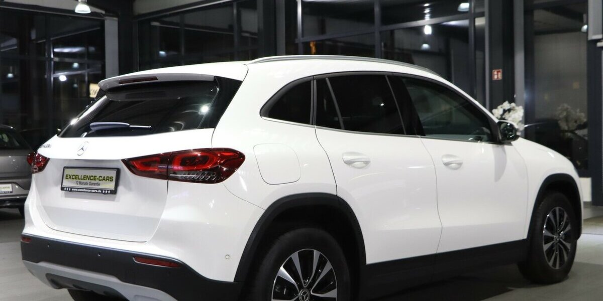 Mercedes-Benz GLA 250 e STYLE / WIDESCREEN, MATRIX-LED, LEDER 10.000 km 32.221 &euro; Hamm 59077