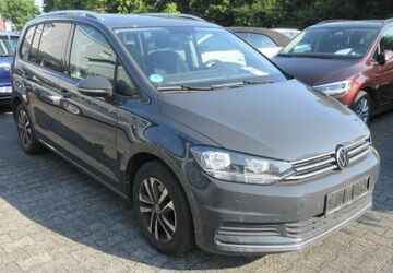 VW Touran 89.000 km 22.488 &euro; Bergkamen 59192