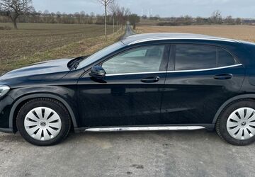 Mercedes-Benz GLA 180 115.134 km 20.950 &euro; Drensteinfurt 48317