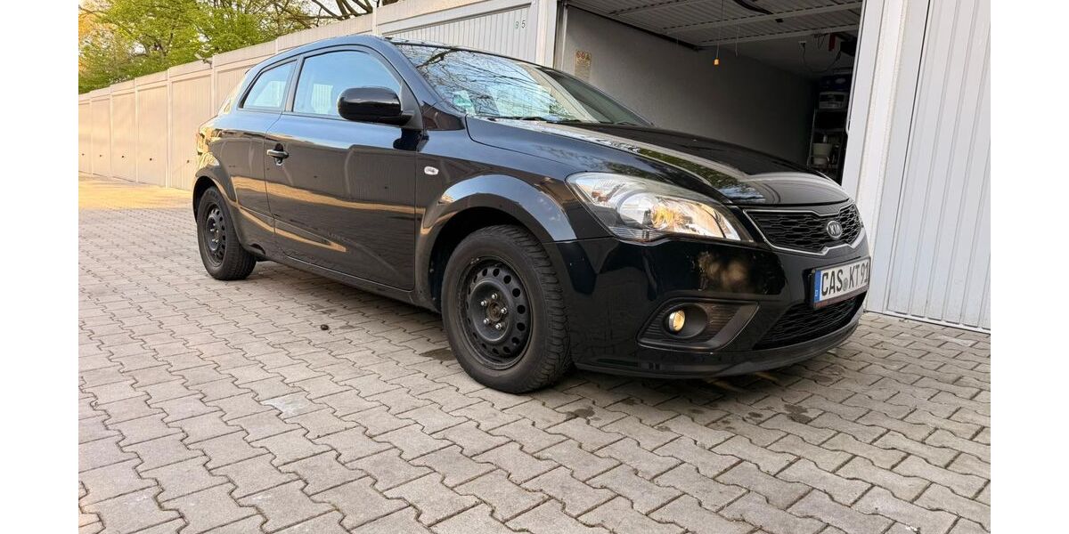 Kia pro ceed / ProCeed 151.206 km 3.300 &euro; Waltrop 45731