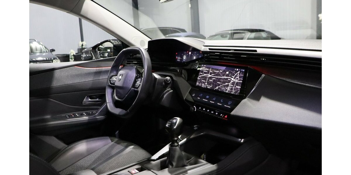 Peugeot 308 SW 1.5 BLUEHDI ALLURE SPORT BLACK / LED 125.000 km 15.308 &euro; Hamm 59077