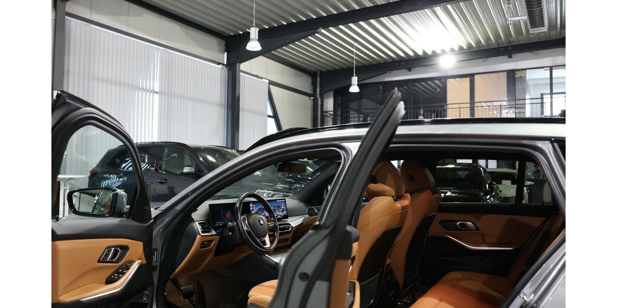 BMW 318d A Touring BUSINESS FACE-LIFT GREY & BROWN 109.000 km 25.993 &euro; Hamm 59077