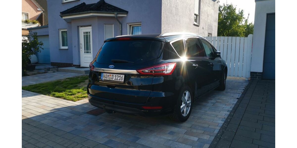 Ford S-Max 128.000 km 14.200 &euro; Hamm 59071
