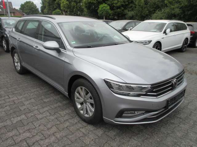 VW Passat Variant Business 2.0 TDI DSG NAVI AHK KAMER 74.400 km 23.788 &euro; Bergkamen 59192