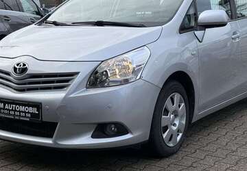 Toyota Verso 170.000 km 6.950 &euro; Hamm 59077