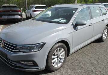VW Passat Variant Business 2.0 TDI DSG NAVI AHK KAMER 88.899 km 21.488 &euro; Bergkamen 59192