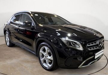 Mercedes-Benz GLA 180 124.993 km 14.890 &euro; Soest 59494