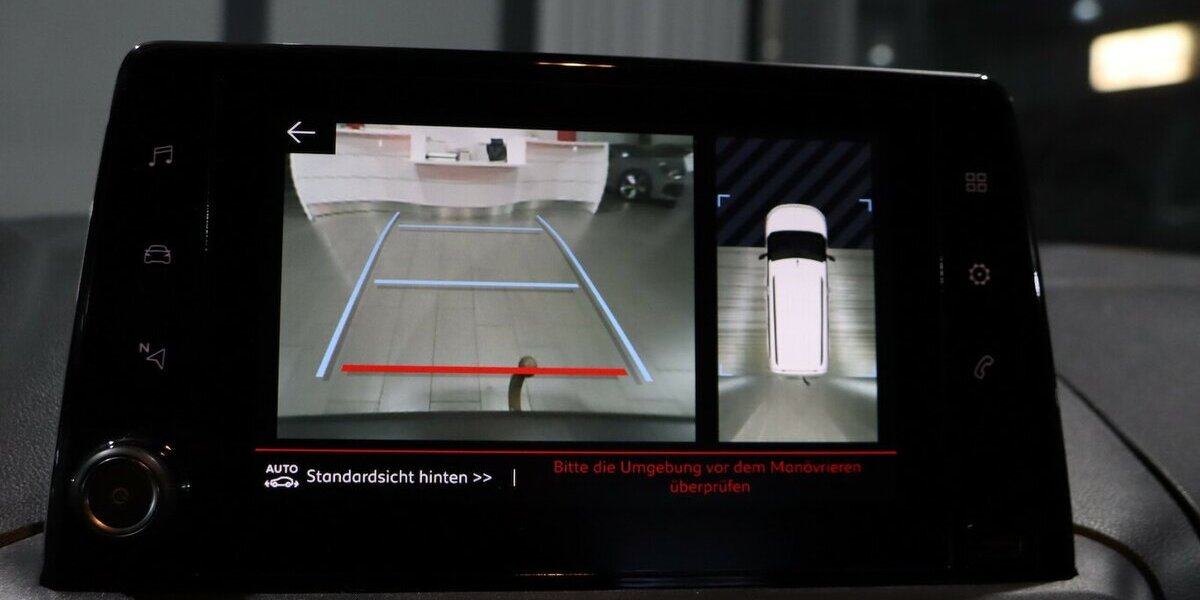 Citroen Berlingo 130 BLUE-HDI SHINE-XL 5-SITZER, 1.HAND 148.000 km 14.221 &euro; Hamm 59077