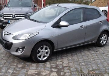 Mazda 2 61.400 km 6.490 &euro; Lünen 44532