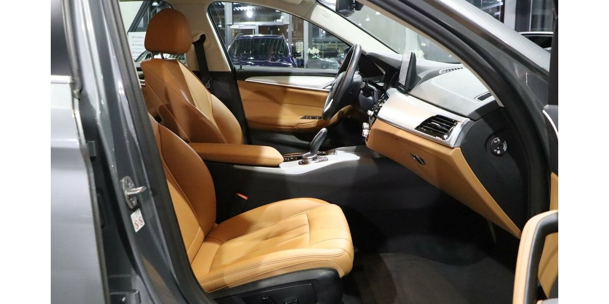 BMW 520d Touring xDrive BUSINESS / GREY & BROWN / 73.000 km 31.555 &euro; Hamm 59077