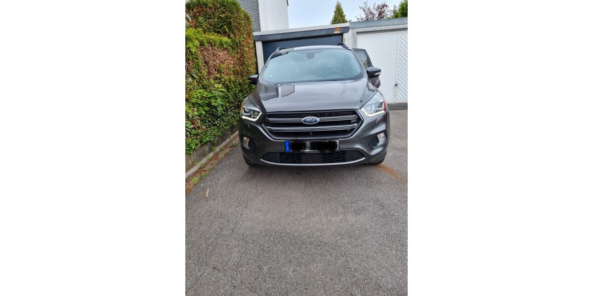 Ford Kuga 192.000 km 12.000 &euro; Hamm 59069