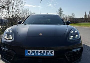 Porsche Panamera 125.000 km 61.444 &euro; Werl 59457
