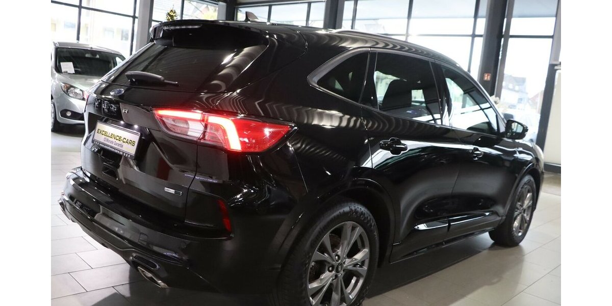 Ford Kuga 2.0 ECOBLUE STYLE ST-LINE SPORT BLACK / LED 125.000 km 16.991 &euro; Hamm 59077