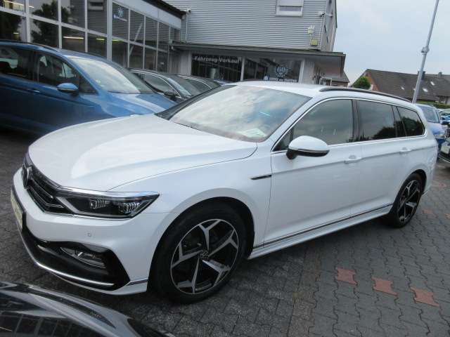 VW Passat Variant R-Line 2.0 TDI DSG LEDER STANDH NAV 83.200 km 26.788 &euro; Bergkamen 59192