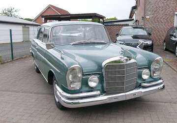 Mercedes-Benz 220 13.140 km 17.990 &euro; Selm 59379