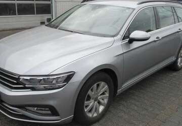 VW Passat Variant Business 2.0 TDI DSG NAVI AHK KAMER 74.400 km 23.788 &euro; Bergkamen 59192