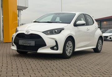 Toyota Yaris 43.000 km 13.990 &euro; Beckum 59269