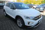 VW T-Roc Style 1.5 TSI DSG NAVI AHK IQ LIGHT ALU APS 26.200 km 27.988 &euro; Bergkamen 59192