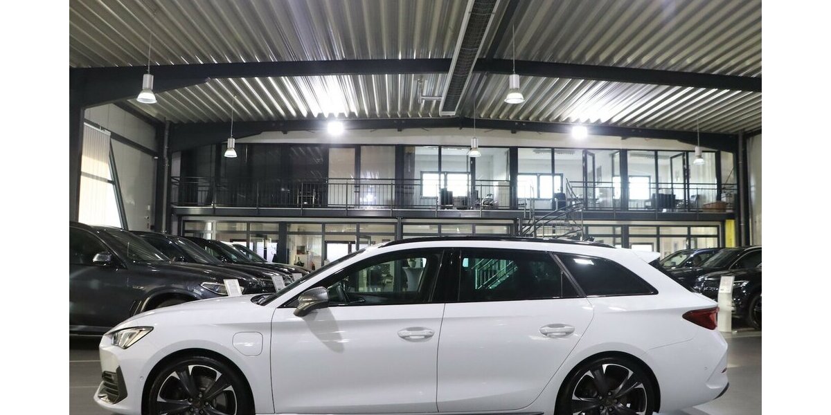 Cupra Leon ST 1.4 TSI DSG VZ e-Hybrid / MATRIX-LED / 6.000 km 31.991 &euro; Hamm 59077